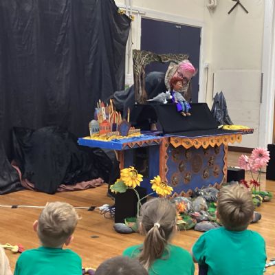 Y2 - THE FEARSOME GIANT PERFORMANCE